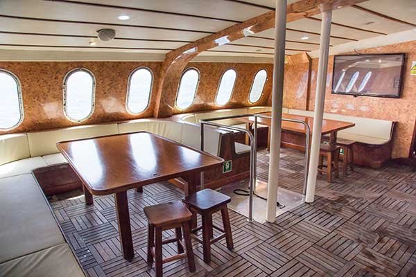 Large catamaran deck